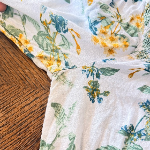 LUCKY BRAND Blouse Sz M Floral Smock Front LS Peasant Boho Soft Tunic Top - Picture 11 of 14